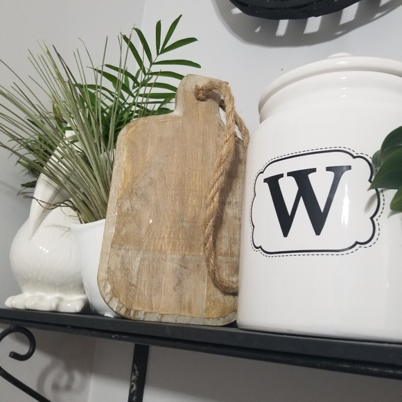 Farmhouse Decor - Wooden Cutting Board